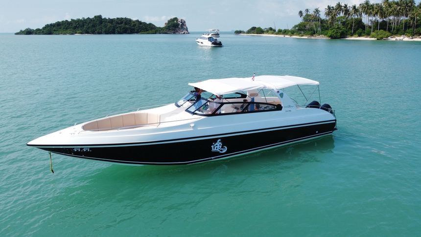 Titi — luxury speedboat charter, Koh Samui